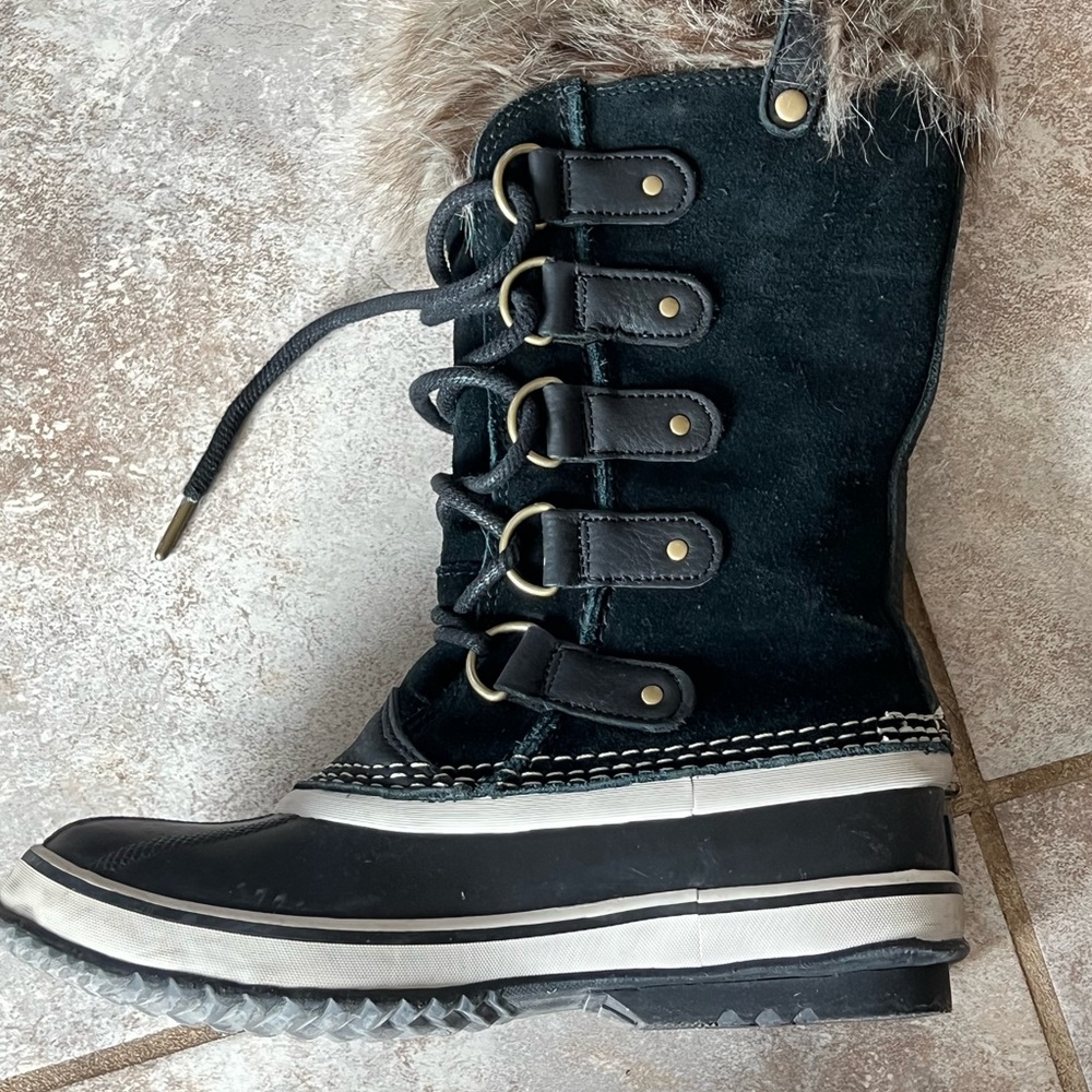 Sorel- Joan of arctic boots size 7.5